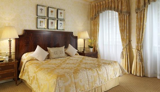 Những điều kiêng kị và Cách hóa giải khi đặt giường ngủ trong phong thủy | Tử Vi Cổ Học