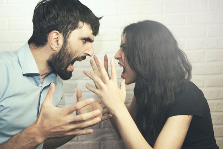 Nước sâu thì chảy chậm, người khôn thì nói ít: Chỉ có kẻ ngốc mới dùng miệng làm vũ khí tấn công mọi người | Tử Vi Cổ Học