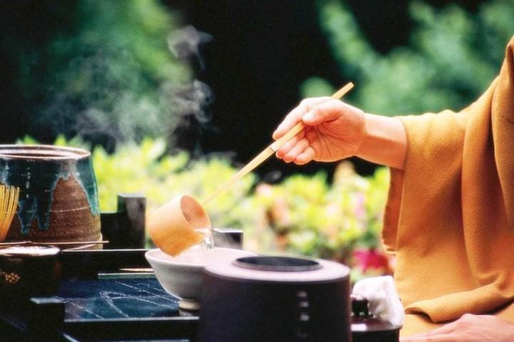 Trà thơm phải hãm nước sôi, người muốn vang danh phải qua tôi luyện | Tử Vi Cổ Học